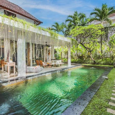 Villa Malou Seminyak  Exterior photo