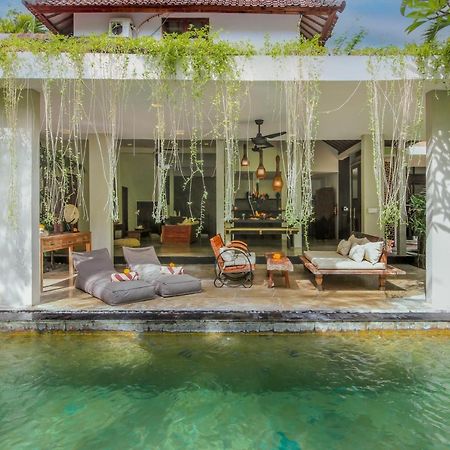 Villa Malou Seminyak  Exterior photo